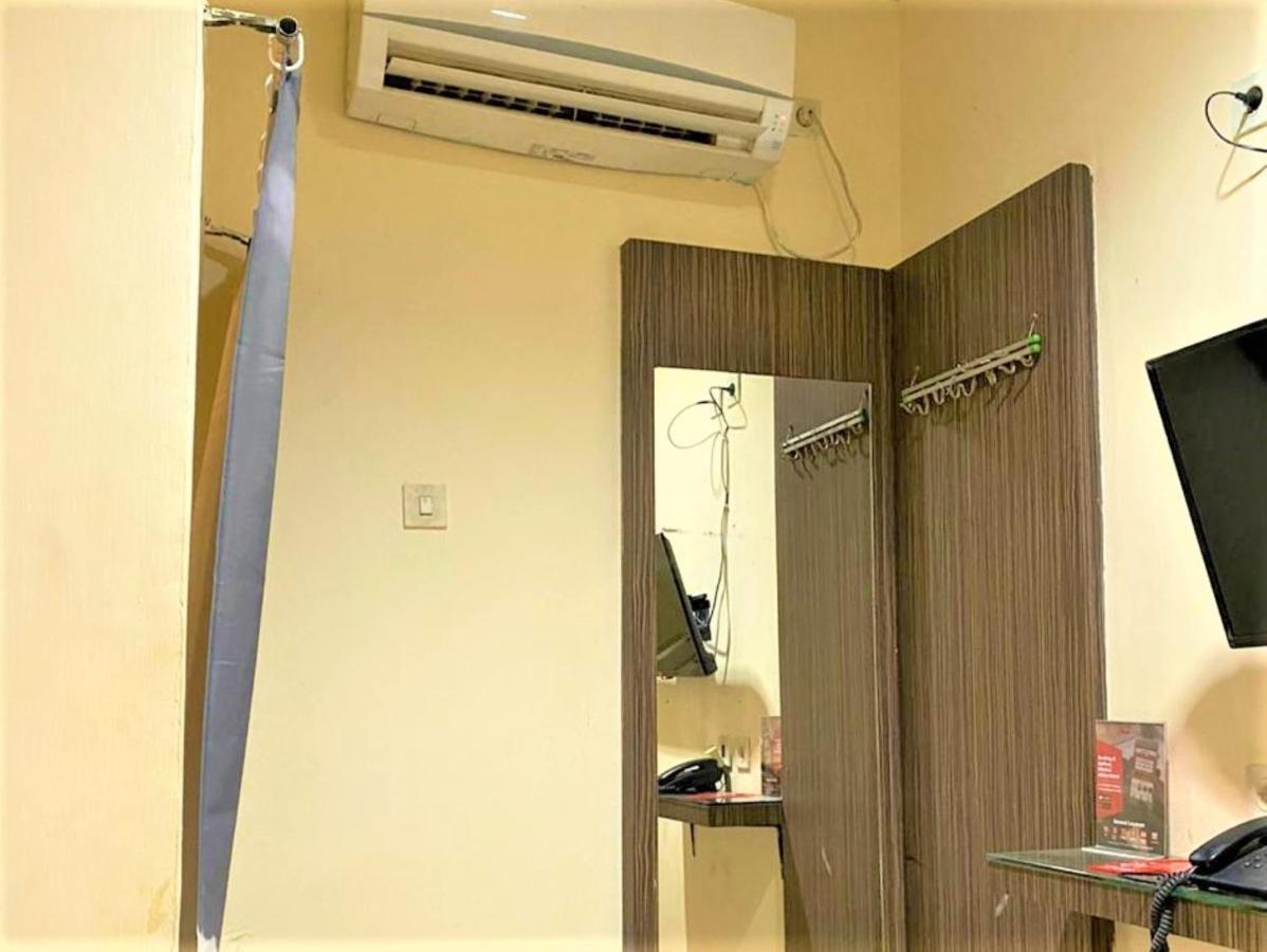 Wisma tamu Robinson Makassar